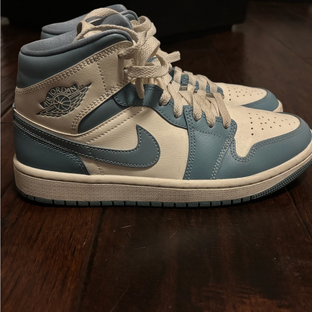 Nike Air Jordan High-Top Sneakers in Blue and White